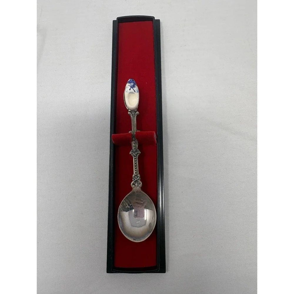 Vintage Holland Souvenir Spoon Silverplate Windmill Delft Shoe Handle Trinket